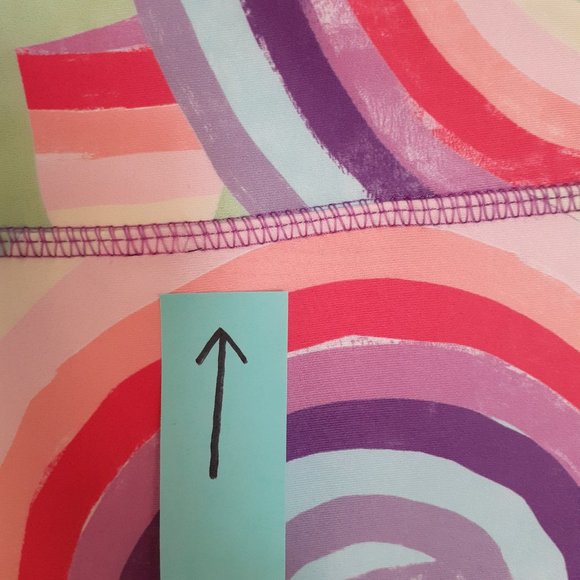 Wildfox Abstract Rainbow Soleil High Waisted Cropped Leggings Size XL - Picture 6 of 12
